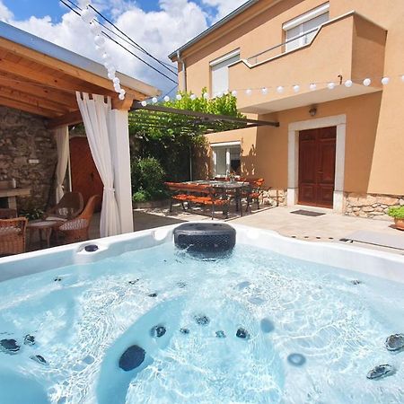 Barac Rural Holiday Home Grizane-Belgrad Exterior photo